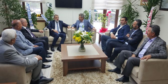 Ak Parti İl Teşkilatı Ve Taner Yıldız’dan Başkan Akay’a Tebrik