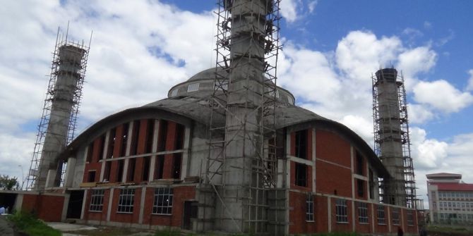 Ağrı’da Yapımı Devam Eden Ulu Cami’de İlk Cuma Namazı