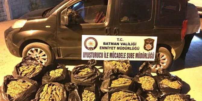 Batman’da İhtara Uymayan Araçta Uyuşturucu Bulundu