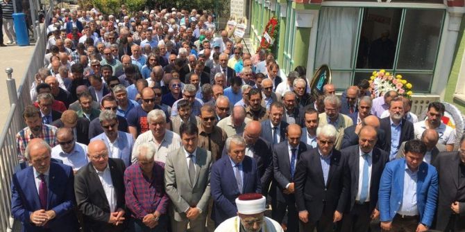 Duayen Gazetecinin Anne Acısı