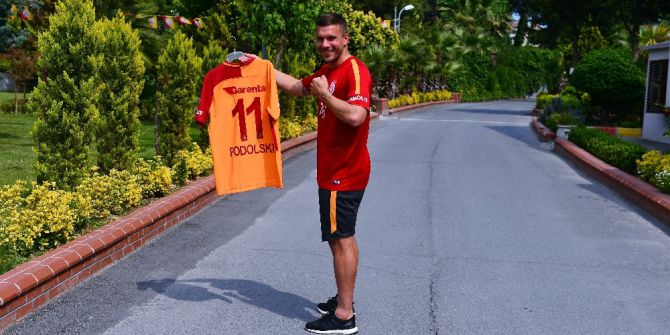 Podolski: “Kalbim Hep Galatasaray’da Kalacak”