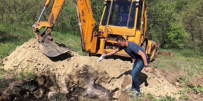 Tunceli’de Telef Olan Hayvanlar Gömüldü