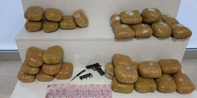 Muş’ta Uyuşturucu Ve Kaçak Sigara Operasyonu