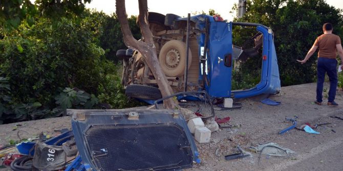 Kozan’da Askeri Araç Takla Attı: 8 Yaralı