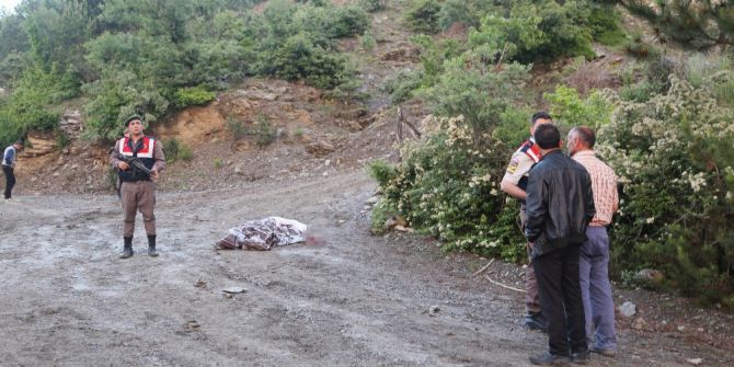 İftar Vakti Silahlara Sarıldılar: 2 Ölü, 4 Yaralı