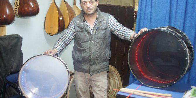 Uşak’ın Son Davul İmalatçısı Mesleğini Yaşatmak İçin Mücadele Veriyor