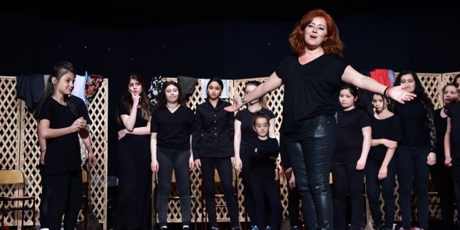 Ana Oğul, Baba Kız Aynı Sahnede