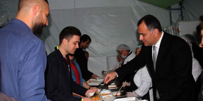 Selvi Kılıçdaroğlu İftar Çadırında Çankayalılarla Buluştu