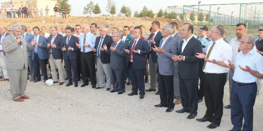 ‘15 Temmuz Şehitler Külliyesi’nin Temeli Törenle Atıldı