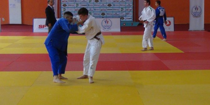 Tekirdağ’da Ümitler Balkan Judo Şampiyonası Heyecanı