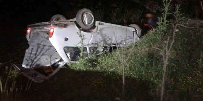 Otomobil Şarampole Uçtu: 1 Yaralı
