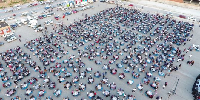 Ak Parti İl Gençlik Kollarından İftar Yemeği