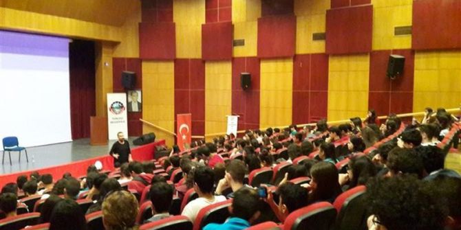 Tunceli’de Öğrenciler İçin Motivasyon Semineri