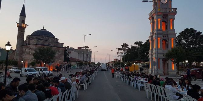 İpsala’da Sokak İftarları