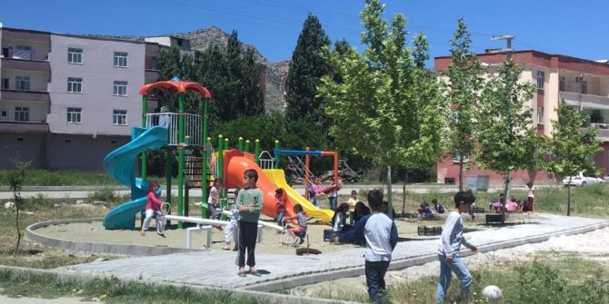 Hani’de Çocukların Yüzleri Gülmeye Devam Ediyor