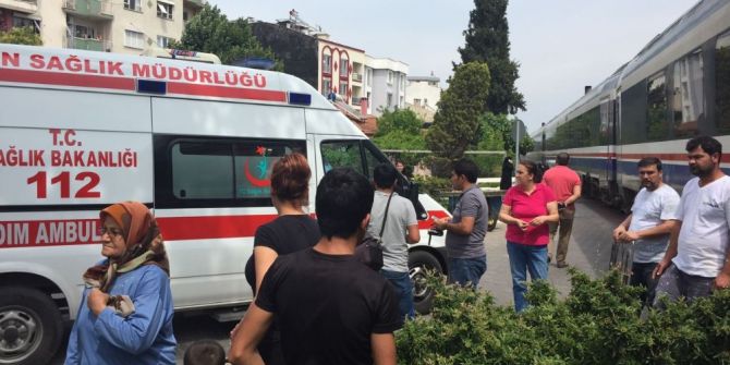 Treni Son Anda Fark Eden Kadın Ölümden Döndü