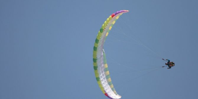 Alanya’da Paraşütçüler Yarışıyor