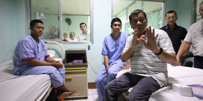 Duterte, Terör Saldırısında Yaralanan Askerleri Ziyaret Etti