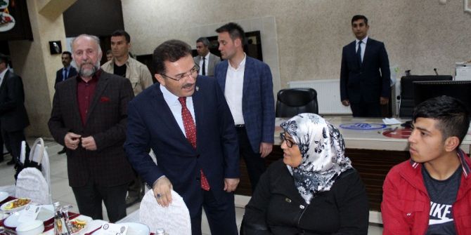Emniyet Genel Müdürü Altınok, Şehit Aileleri Ve Gazilerle İftarda Buluştu