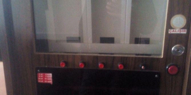 Kahvehanelere Kumar Baskını