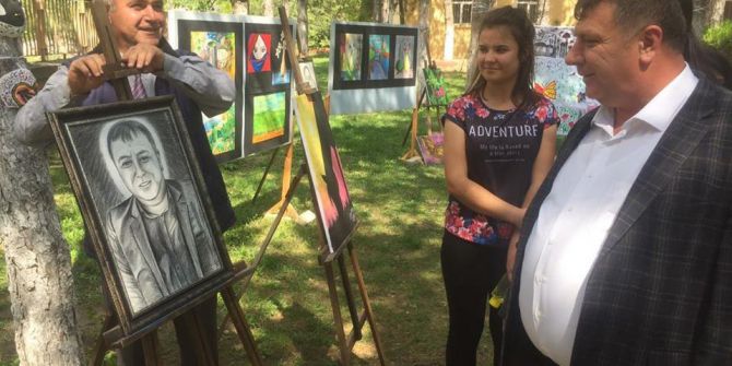 Beylikova’da Lise Öğrencilerinden Yıl Sonu Resim Sergisi