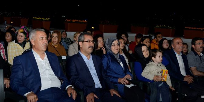 Meram’da Açık Havada Sinema Keyfi