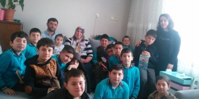 Balya Da Evlerde Öğretmen, Öğrenci, Veli Buluşması