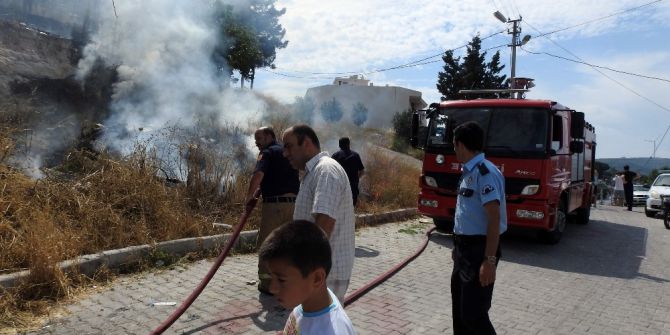 Çeşme’de Yangın Paniği