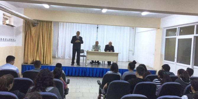 Burhaniye Hürriyet Ortaokulu’nda Meslek Tanıtımı Yapıldı