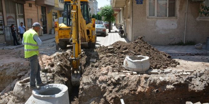 Akhisar’ın Eski Altyapısına Yenileme