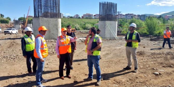 Vali Köşger, Çapakçur Köprüsünü İnceledi