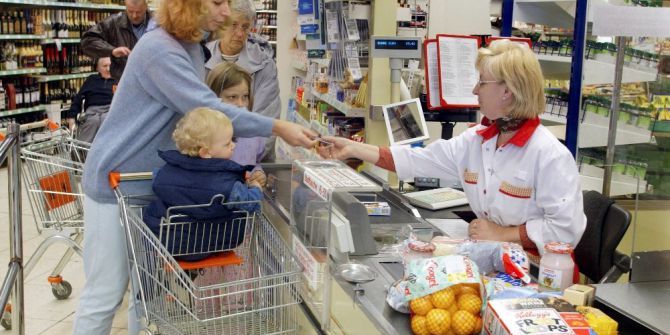 Almanlar Pazar Günü Alışveriş Yapmak İstiyor