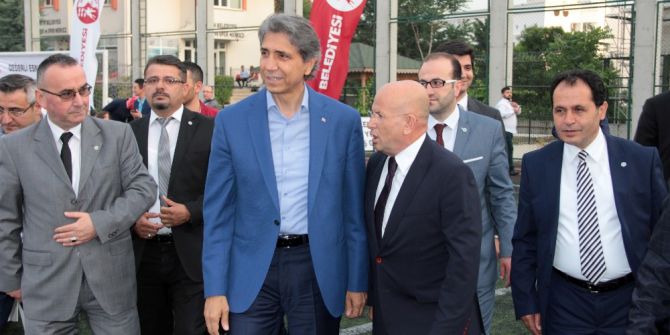 İstanbul’daki Berberler Fatih Belediyesi’nin İftarında Bir Arya Geldi