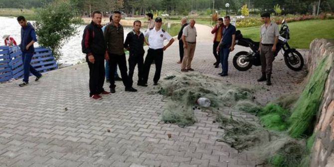 Pelitözü Göletinden Bin Metre Uzunluğunda Balık Ağı Çıkarıldı
