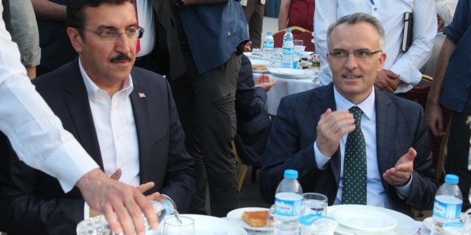 Bakanlar Ağbal Ve Tüfenkci Vatandaşlarla Birlikte İftar Açtı