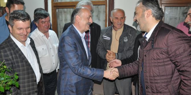 Bakan Müezzinoğlu’ndan İnegöl’e Çat Kapı Ziyaret