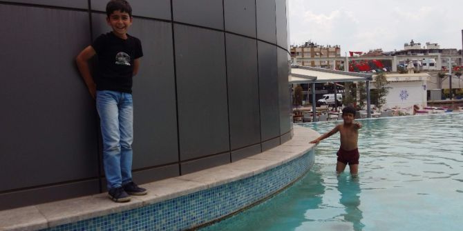 Sıcak Havalar Beraberinde Tehlikeli Serinlikleri De Getirdi