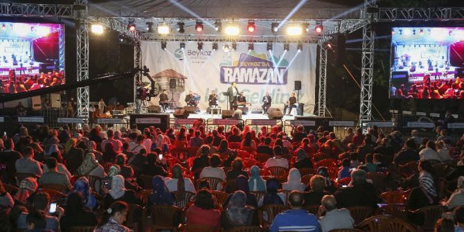 Ahmet Özhan, Beykoz’da Gönüllere Seslendi