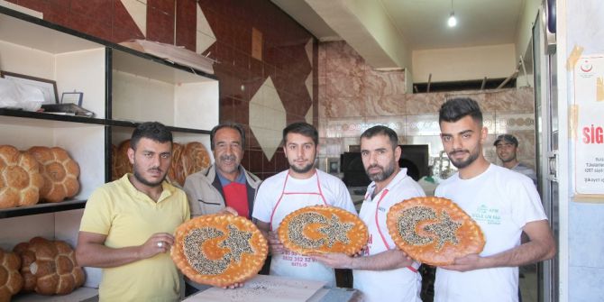 Ay Yıldızlı Çöreklere Yoğun İlgi