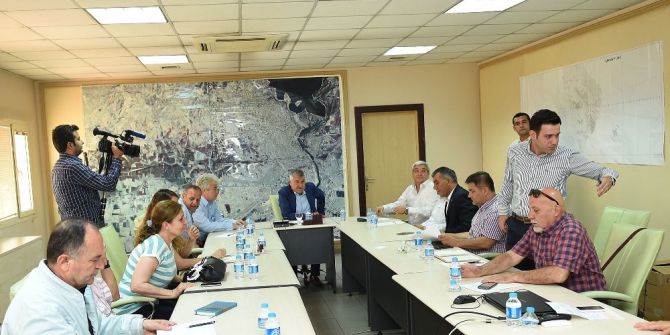 Karalar, Muhtarlar İle Beyin Fırtınası Yapıyor