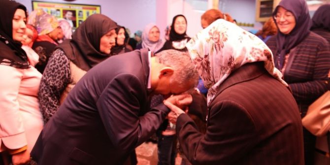 Başkan Memduh Büyükkılıç, Şehit Ailesi İle İftar Sofrasında