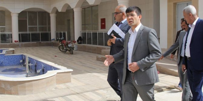 Başkale Belediyesinden Taziye Evi Yapımı