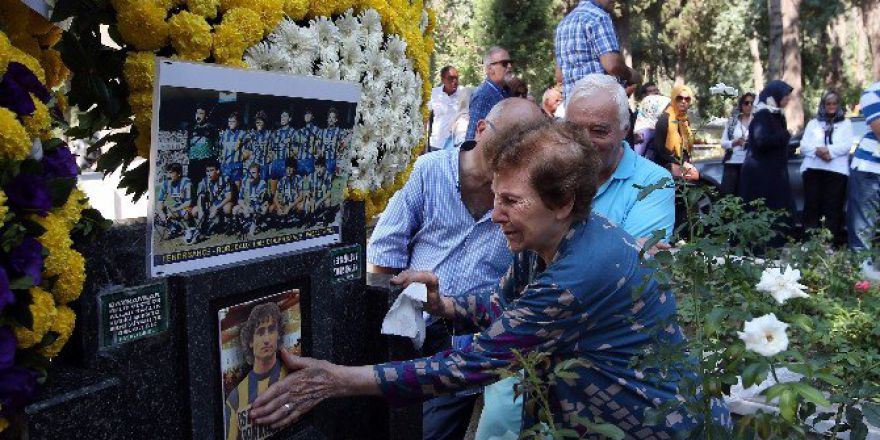 Selçuk Yula, Ölüm Yıl Dönümünde Kabri Başında Anıldı