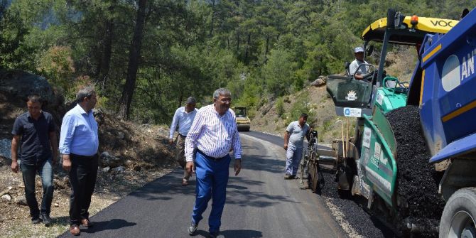 Kemer Ovacık Yoluna Sıcak Asfalt