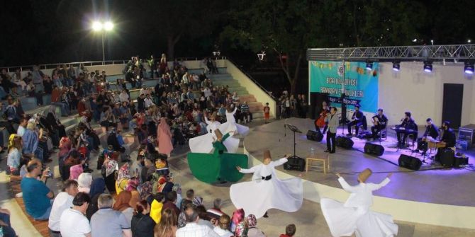 Tasavvuf Konseri Ve Semazenler İlgi Gördü