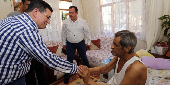 Tütüncü İftar Önce Ev Ziyaretlerine Devam Ediyor