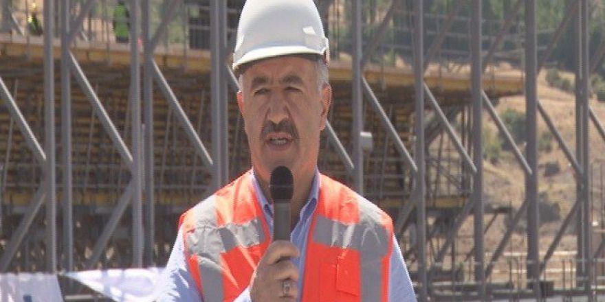 Bakan Arslan, Ankara-sivas Yht Hattı Elmadağ Şantiyesinde İncelemelerde Bulundu