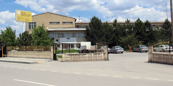 Dayakçı Öğretmen Hakkında Soruşturma Açıldı