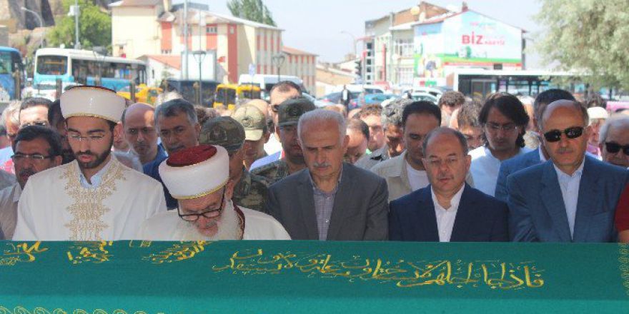 Prof. Dr. Koçak’ın Anne Acısı