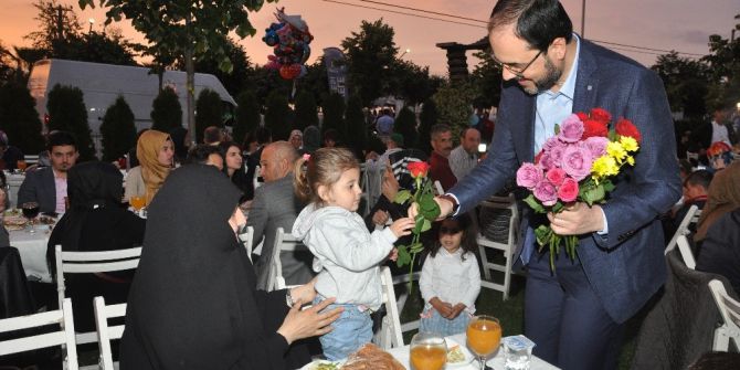 Başkan Ayaz “Biz Başiskele’ye Aşığız”